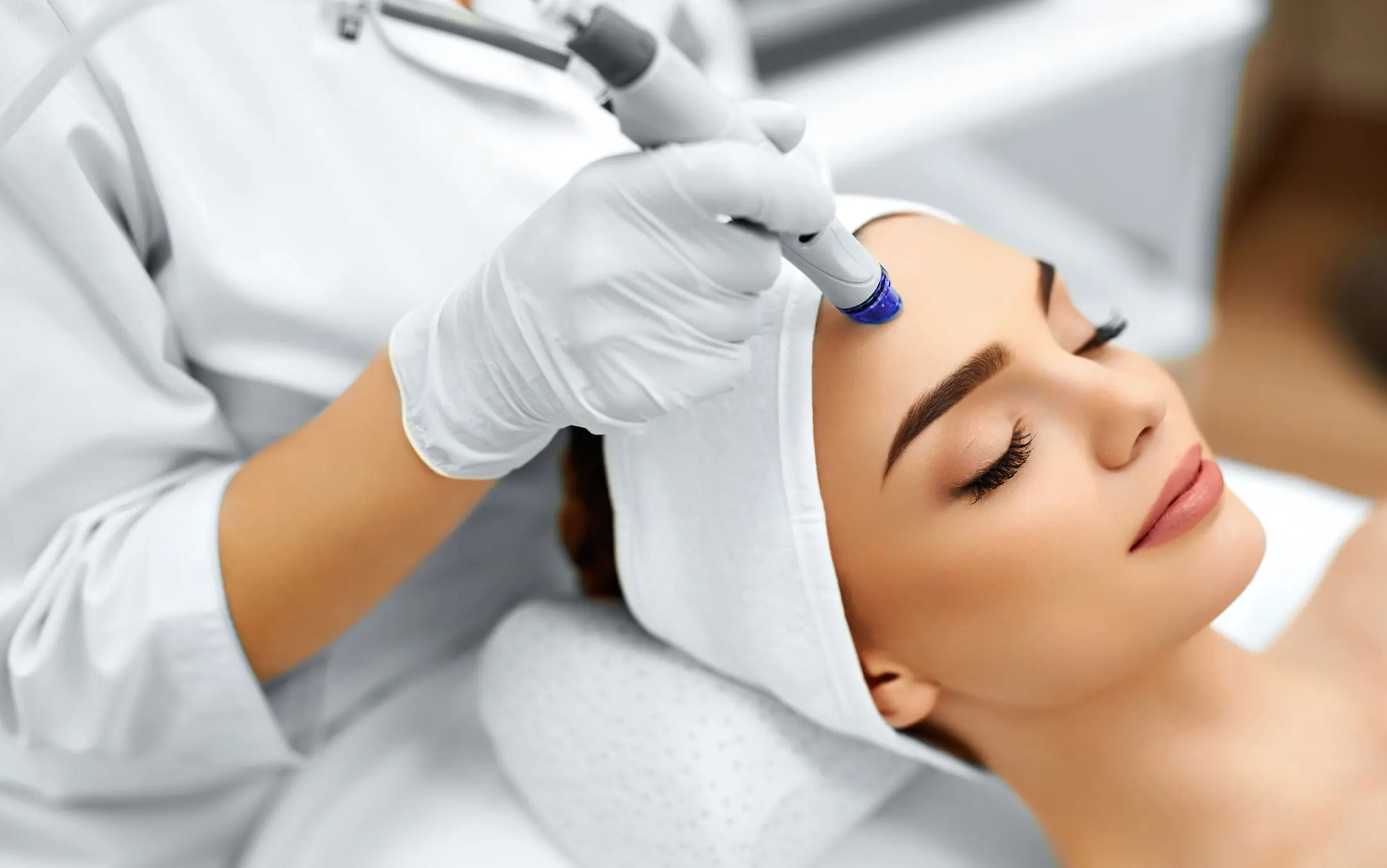 What Is Collagen Lift Therapy and How Can It Help Ageing, Loose Skin Wilmslow?